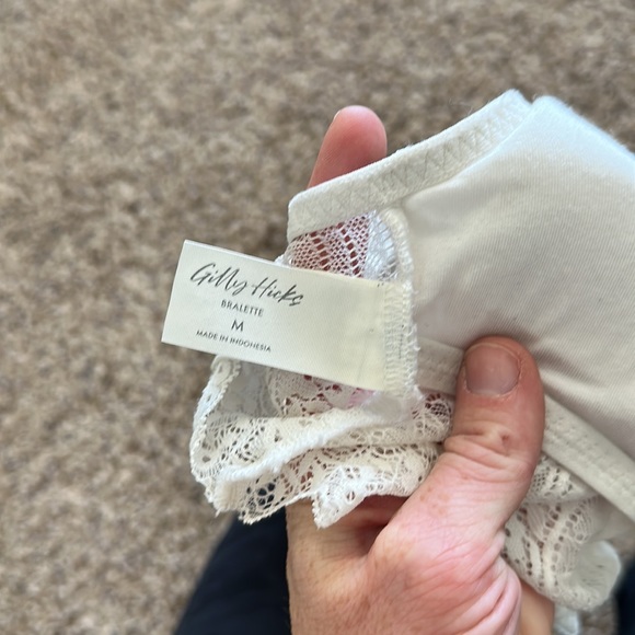 Gilly Hicks Cream Lace Racerback Bralette Lightly Padded Medium - Picture 14 of 14